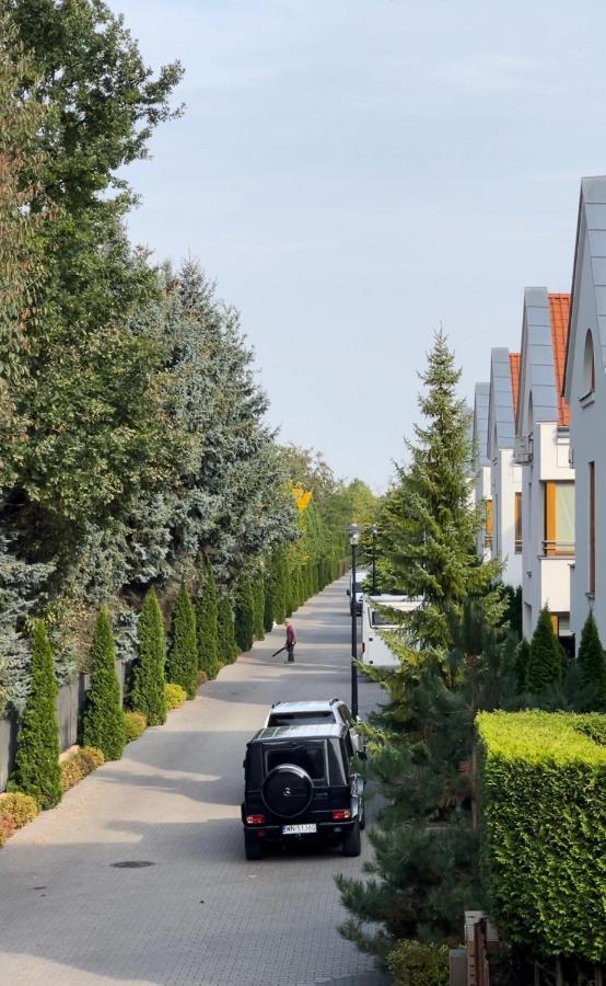 Apartament D-4 Lägenhet Warszawa Exteriör bild